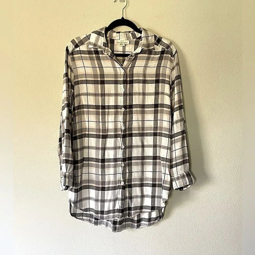 Women’s, L.O.G.G., Ultra-Soft, Viscose, Button-Down, “Flannel” Top. Size 6.
